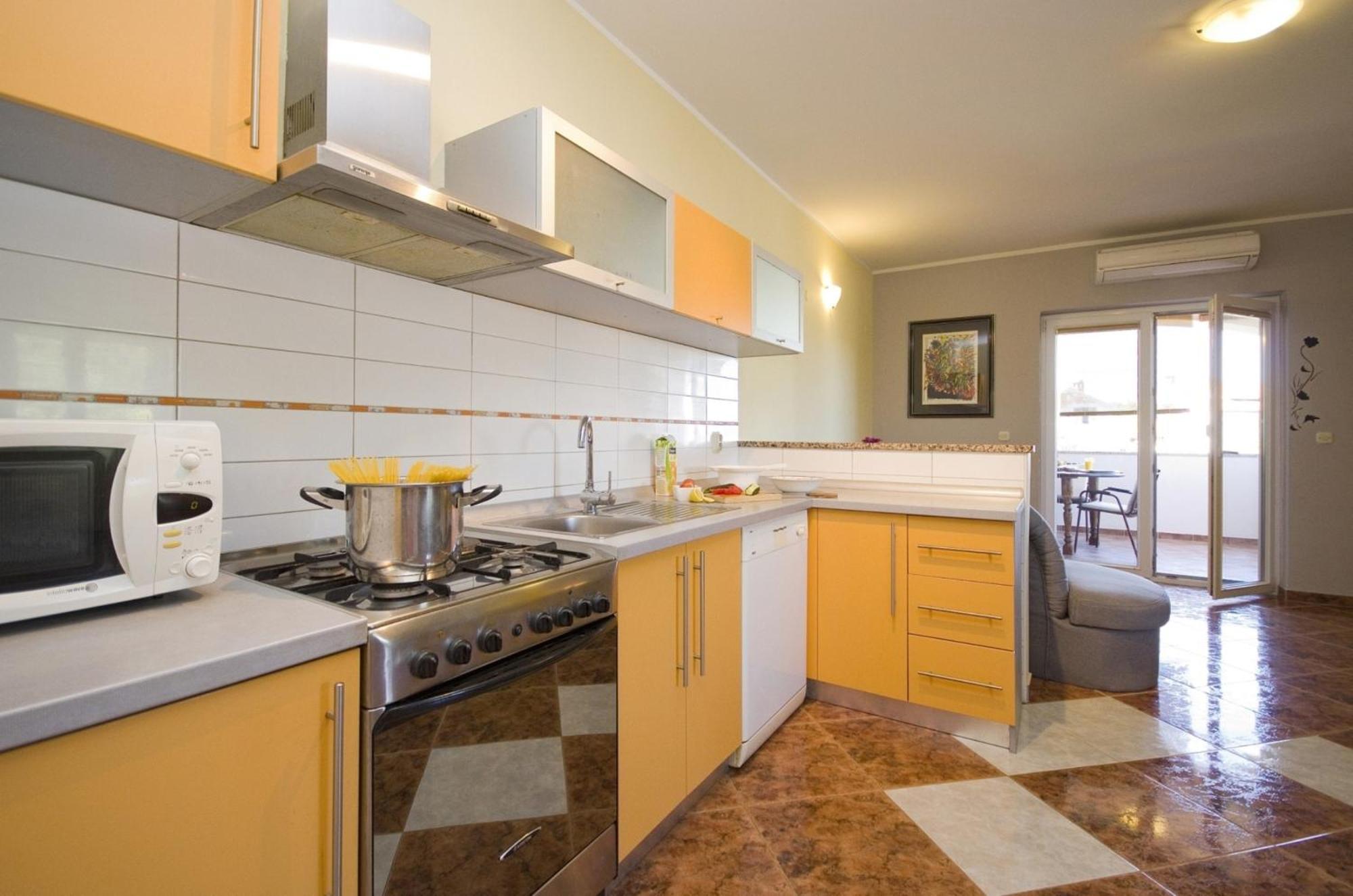 Apartment And Room Marlen Ровинско село Стая снимка
